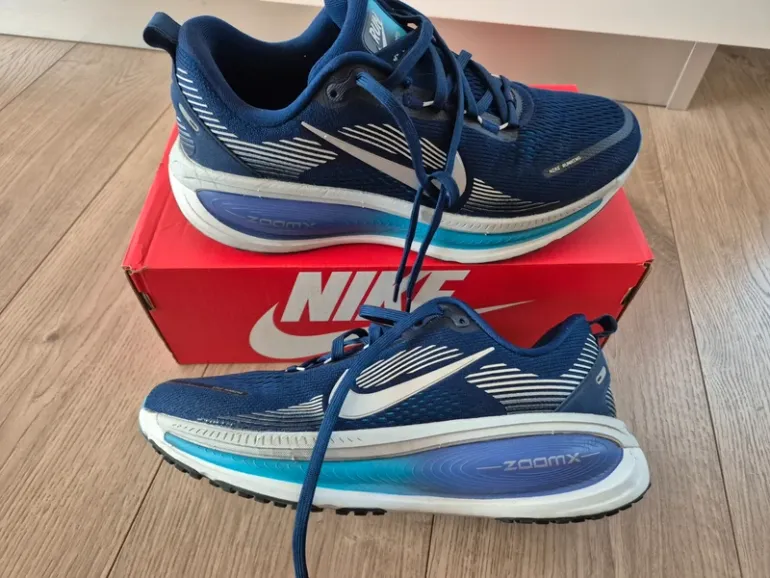 Gebrauchtes Nike Air Zoom Vomero 18 bike — Bild 4 von 7