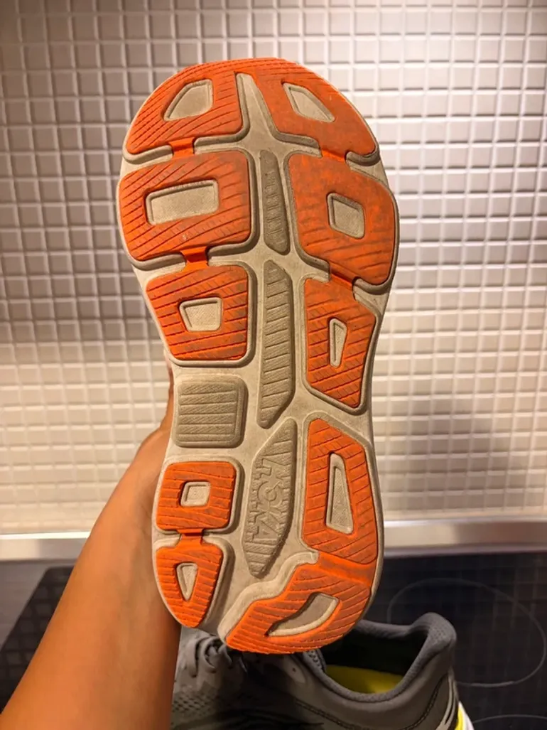 Hoka Bondi 9 bike d'occasion — image 3 sur 6