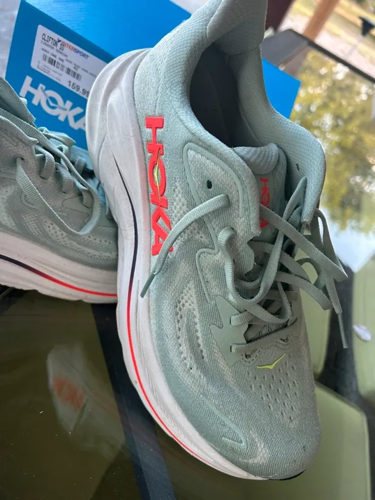 Hoka Clifton 10 bike d'occasion — image 2 sur 7