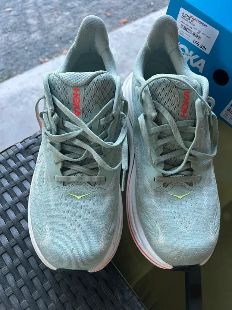 Hoka Clifton 10 bike d'occasion — image 3 sur 7