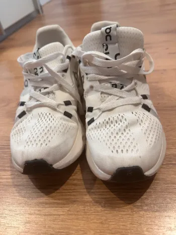 Used On Running Cloud bike — image 4 of 9