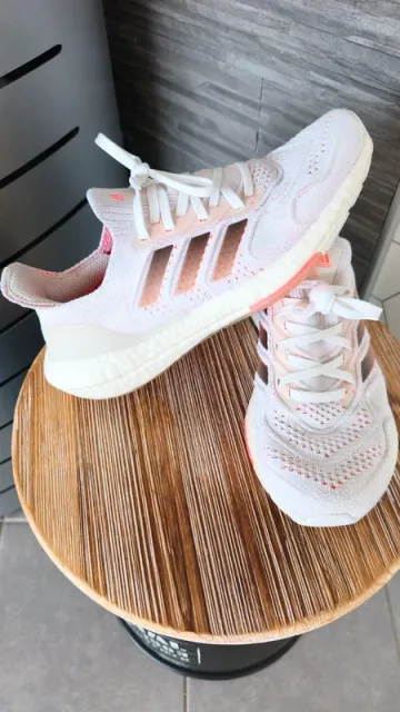Brugt Adidas Ultra Boost bike — billede 1 af 10