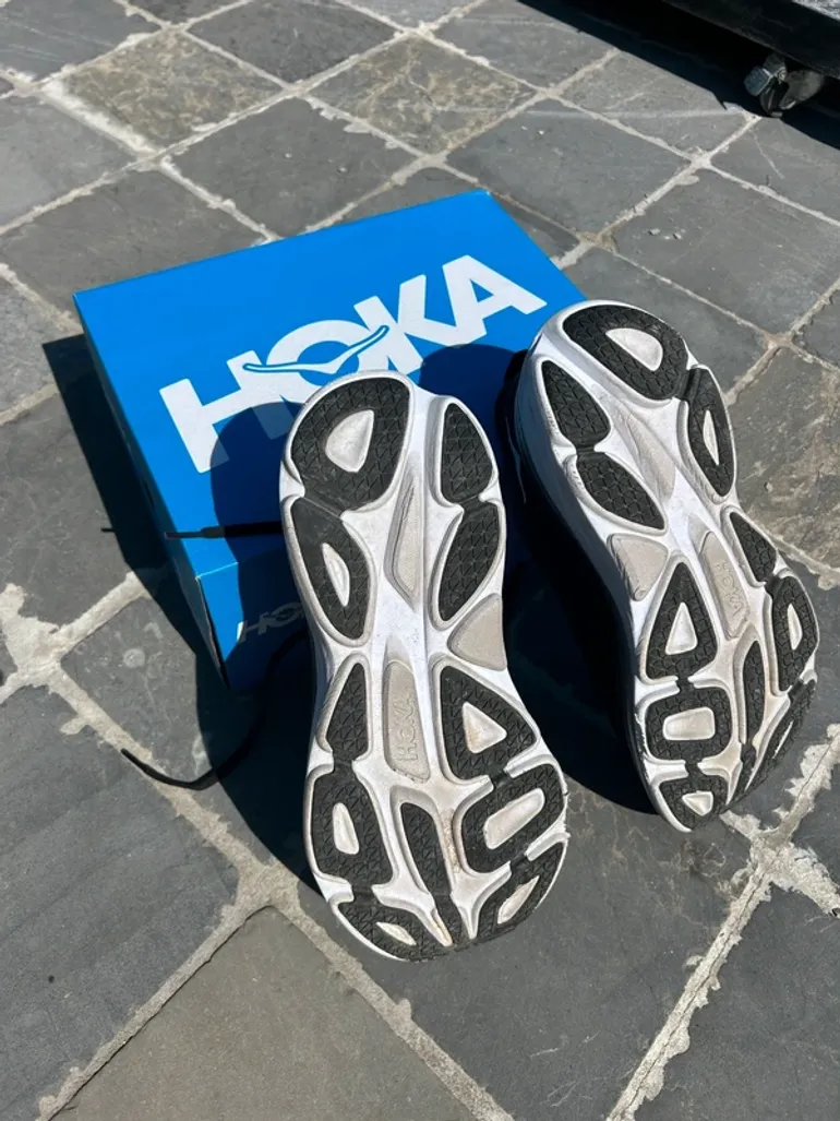 Hoka Bondi 8 bike d'occasion — image 3 sur 5