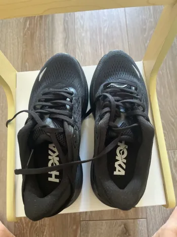 Hoka Clifton 10 Running Shoes d'occasion