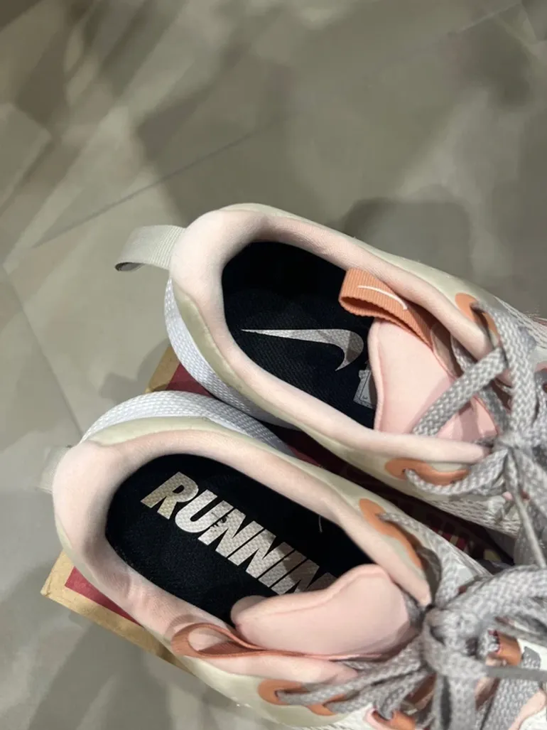 Used Scarpa Nike WearAllDay DJ9976-002 bike — image 3 of 4