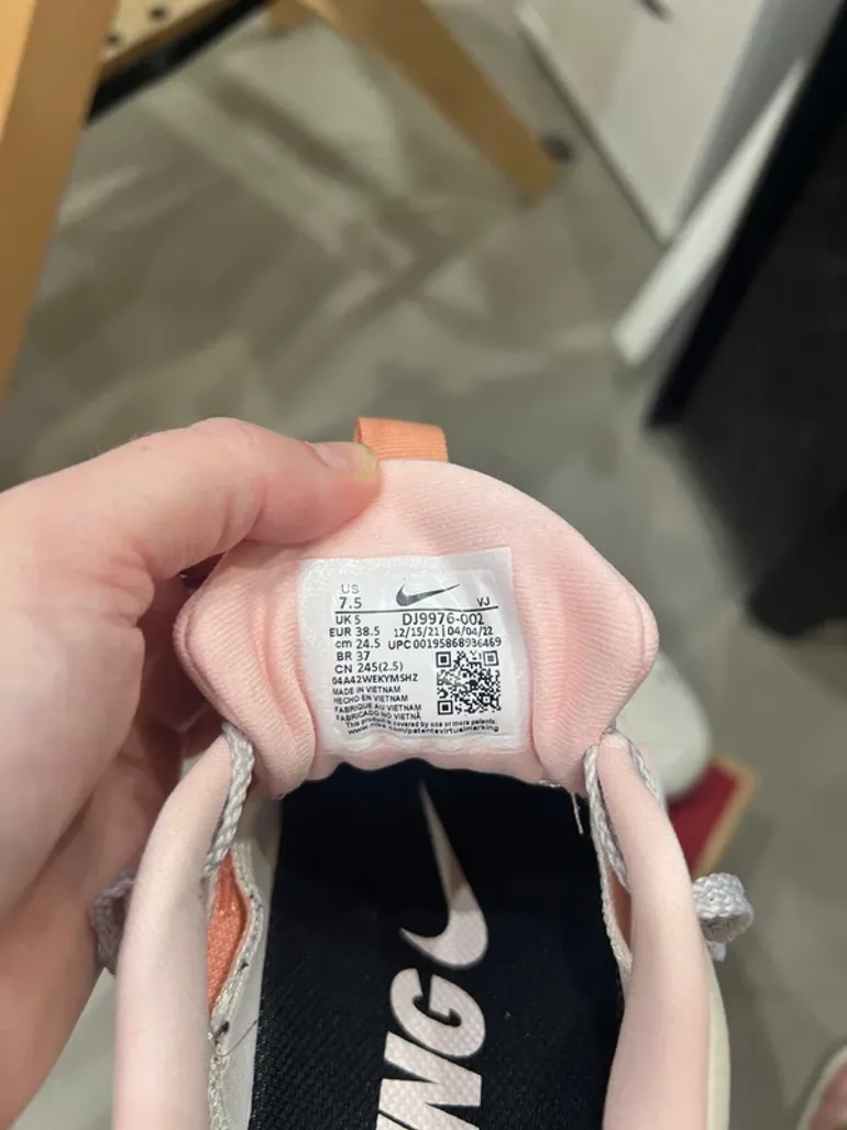 Used Scarpa Nike WearAllDay DJ9976-002 bike — image 4 of 4