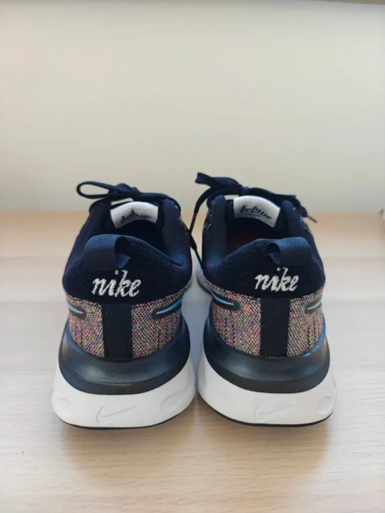 Gebrauchtes Nike React Infinity 2 bike — Bild 2 von 7