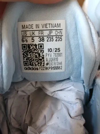 Used Adidas Pureboost 5 bike — image 7 of 7