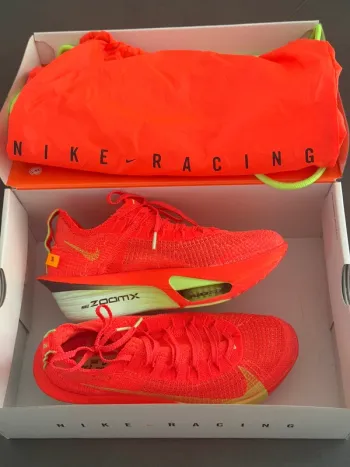 Used Nike Air Zoom Alphafly Next% 3 bike — image 3 of 3