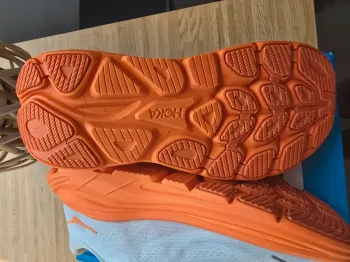 Hoka Baskets running bike d'occasion — image 4 sur 6