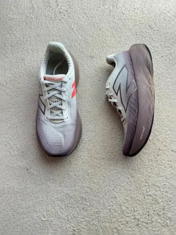 New Balance 1080 bike usato — immagine 3 di 7