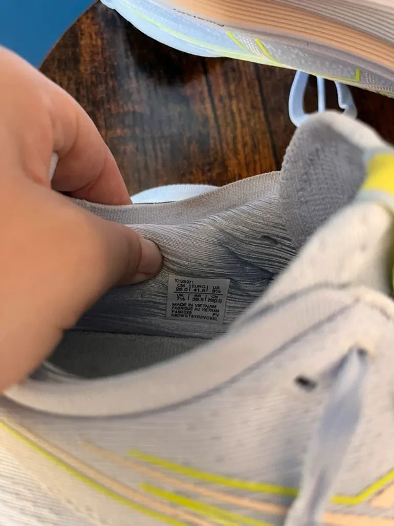 Used Asics Nimbus 27 Gel bike — image 5 of 6