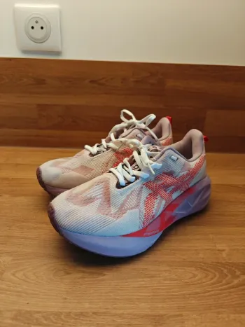 Asics NovaBlast 5 Running Shoes d'occasion