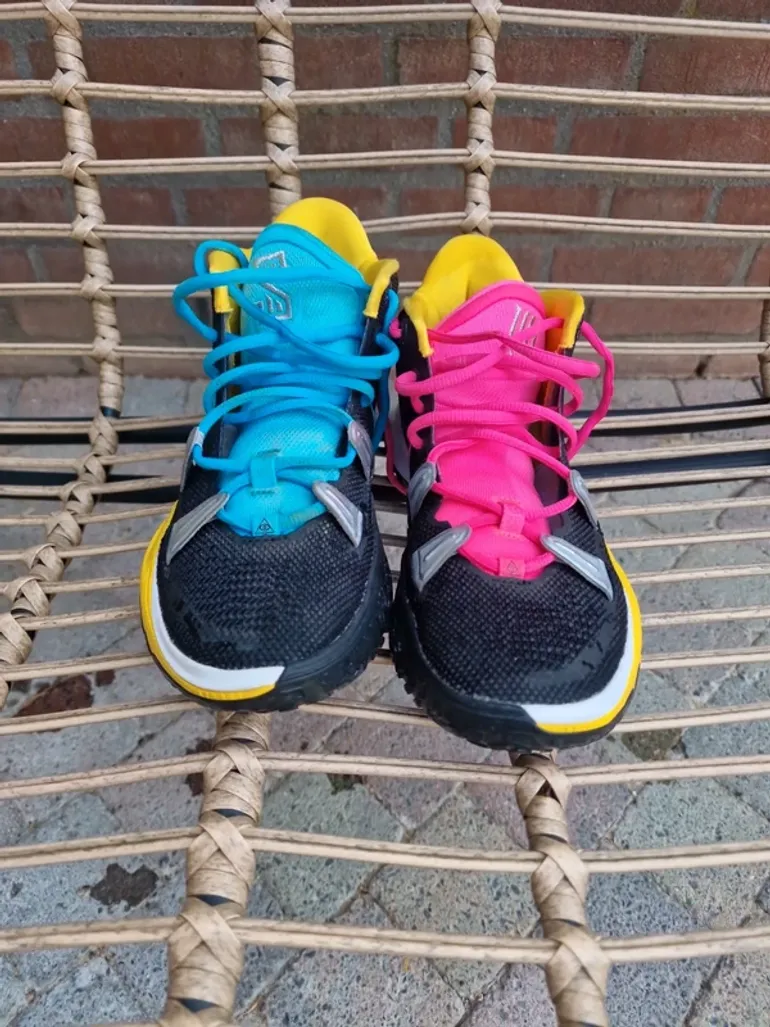 Used Nike Air Zoom Turbo bike — image 5 of 7