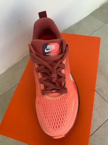 Brugt Nike Vomero 18 bike — billede 2 af 9