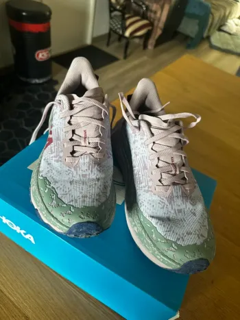 Hoka Speedgoat 6 GTX Running Shoes d'occasion