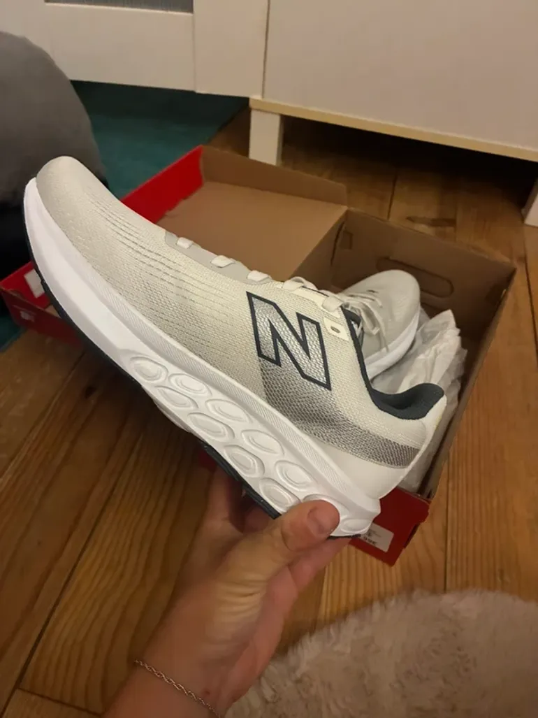 Used New Balance Sneakers bike — image 5 of 6
