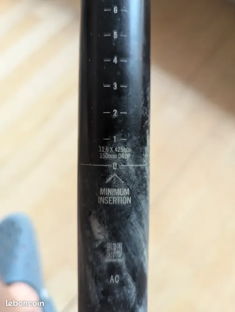Used Race Face Aeffect bike — image 6 of 7