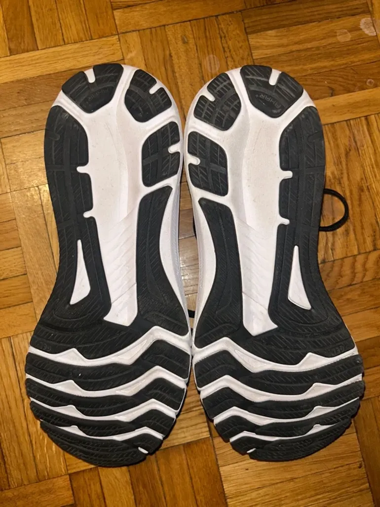 Used Asics Baskets Femme bike — image 3 of 6