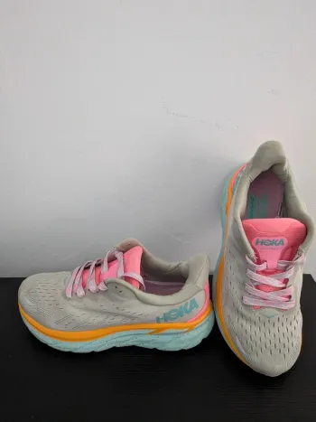 Used Hoka Clifton 8 Running Shoes