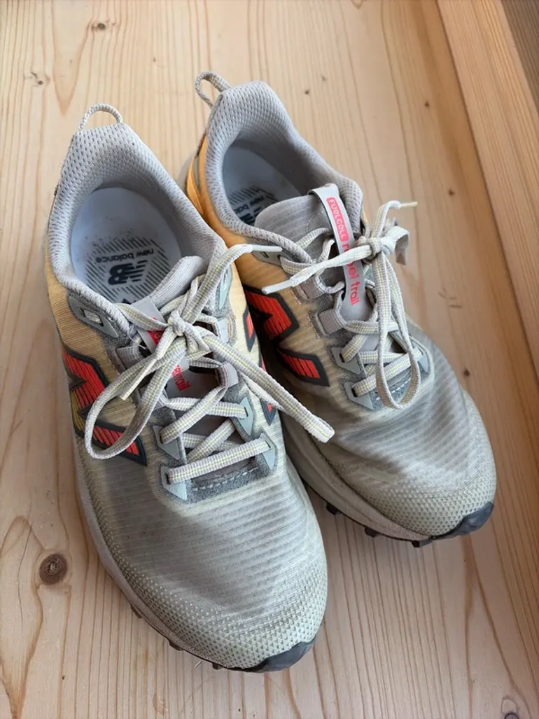 Used New Balance Trail Running Shoes bike — image 2 of 7