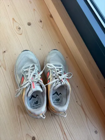 Used New Balance Trail Running Shoes bike — image 7 of 7
