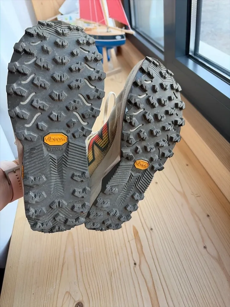 Used New Balance Trail Running Shoes bike — image 4 of 7