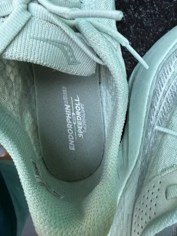 Used Saucony Endorphin Pro 4 bike — image 8 of 10