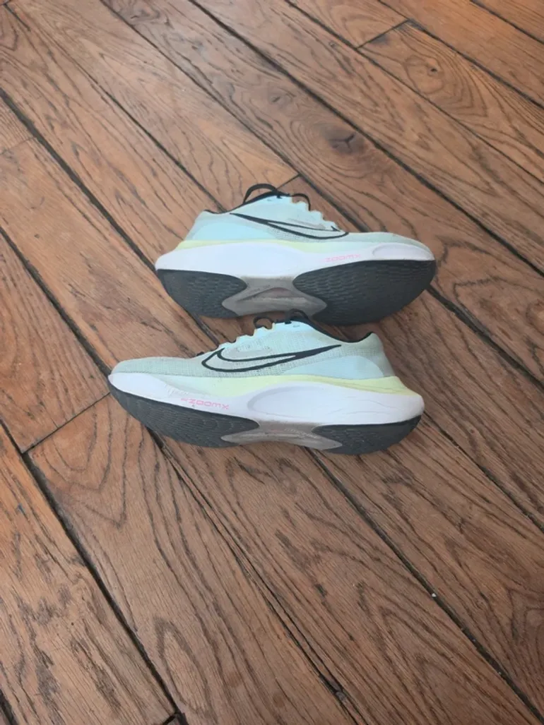 Used Nike ZoomX bike — image 6 of 7