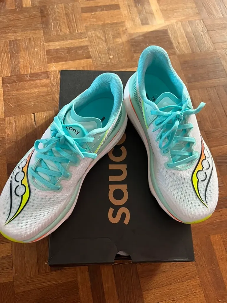 Used Saucony Endorphin Azura bike — image 2 of 6