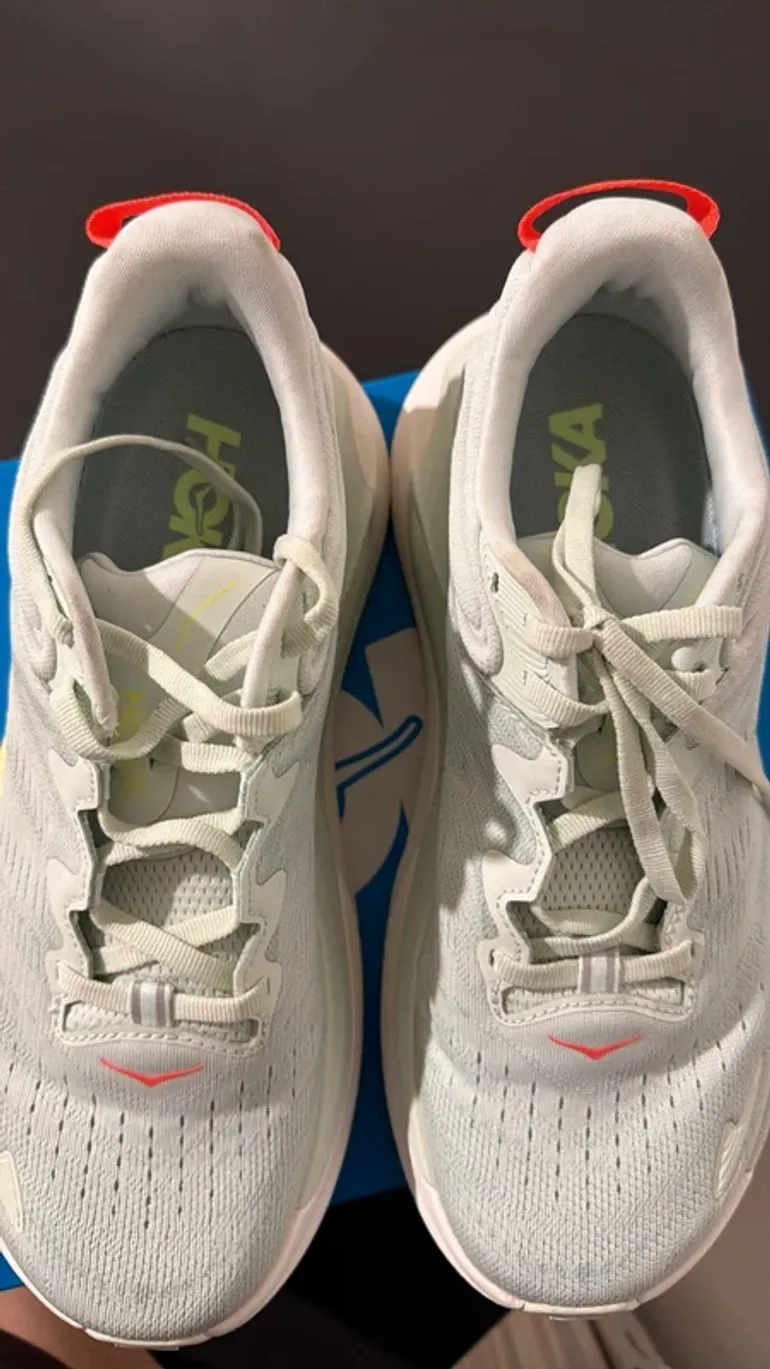Used Hoka Sneakers bike — image 4 of 4