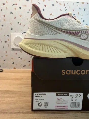 Used Saucony Endorphin Speed 5 bike — image 5 of 5