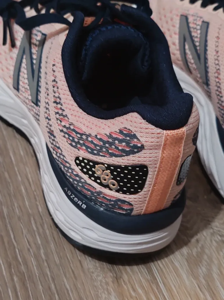 New Balance W680 bike d'occasion — image 8 sur 8