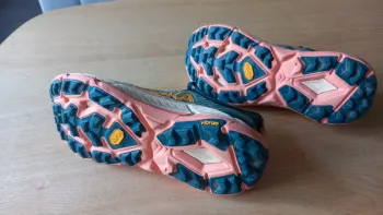 Used Hoka Mafate Speed 4 bike — image 5 of 7