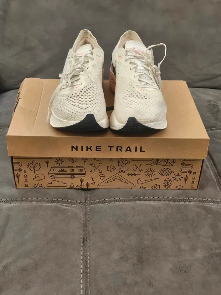 Used Nike Zoomx Vaporfly bike — image 4 of 4