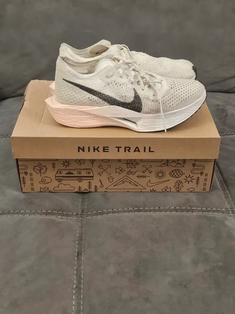 Used Nike Zoomx Vaporfly bike — image 3 of 4