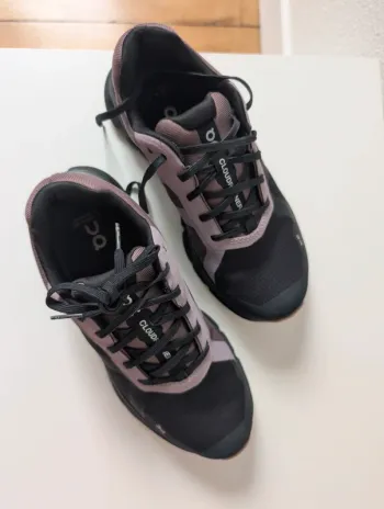 Použité On Running Cloudrunner Running Shoes