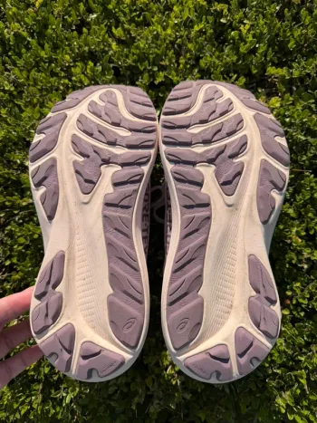 Used Asics GT-2000 12 GTX bike — image 4 of 5