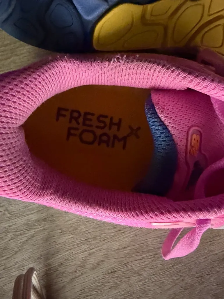 Used New Balance Fresh Foam X 800 bike — image 8 of 12