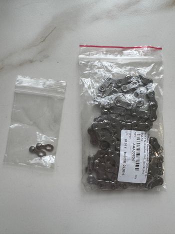 Gebrauchtes Shimano Deore CN-M6100 Chain Drivetrain & Pedals