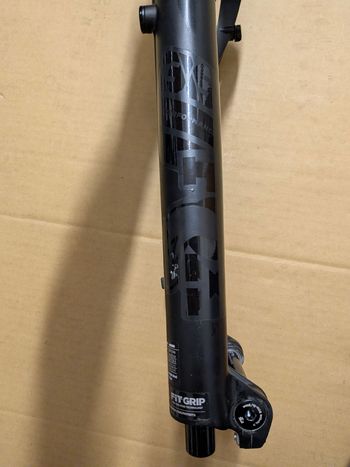 Brugt Fox 36 Elite Grip2 Fork 2024 bike — billede 7 af 10