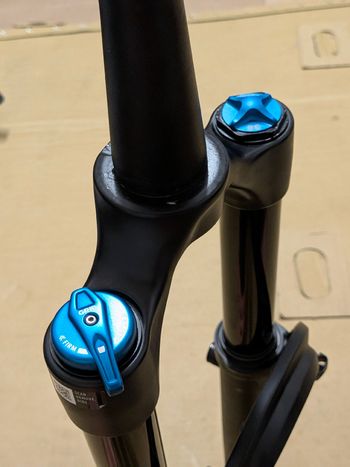 Brugt Fox 36 Elite Grip2 Fork 2024 bike — billede 5 af 10