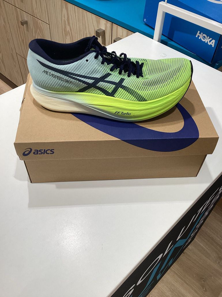 Brugt Asics Metaspeed Sky+ bike — billede 2 af 2