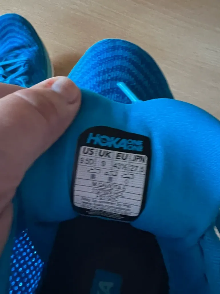 Used Hoka Running Shoes bike — image 4 of 5