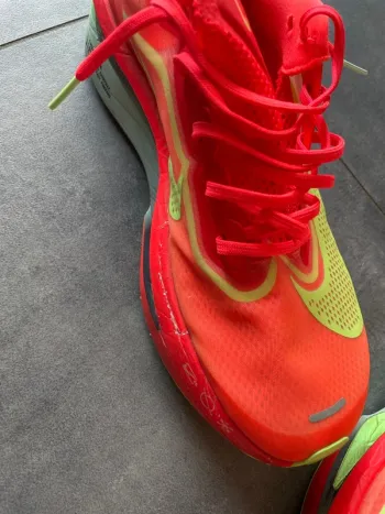 Used Nike Zoom Fly 06 bike — image 5 of 9