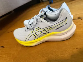 Gebrauchtes Asics Herren Schuhe Running Shoes