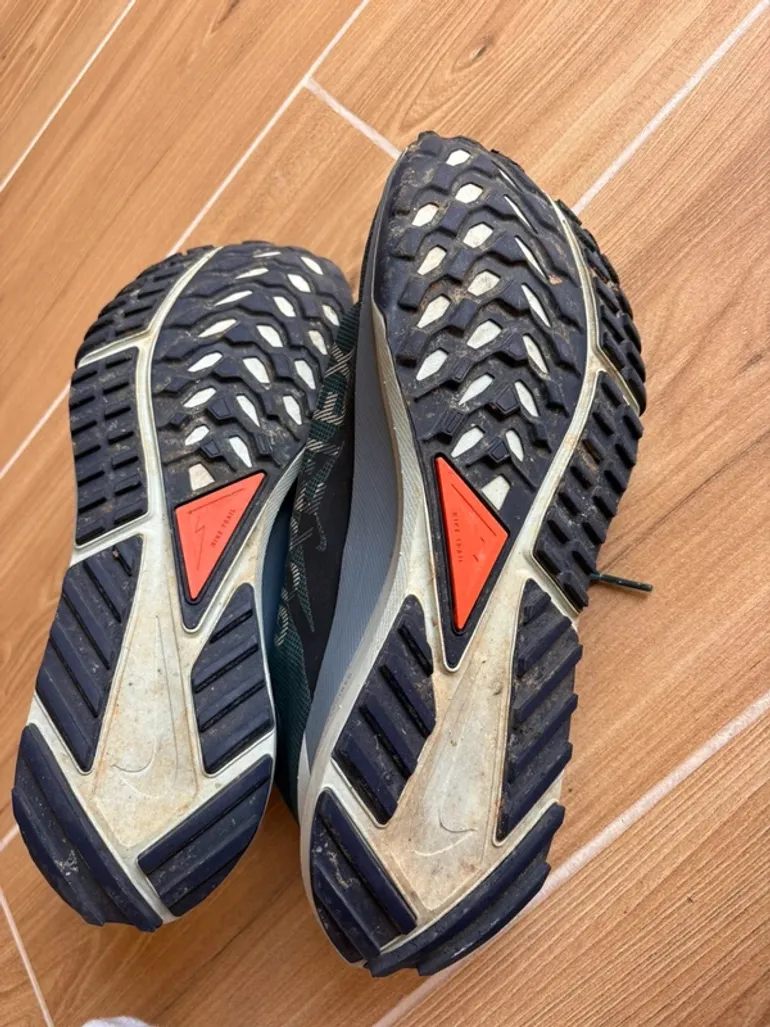 Tweedehands Pegasus Nike React Trail 4 GORE-TEX bike — afbeelding 4 van 6