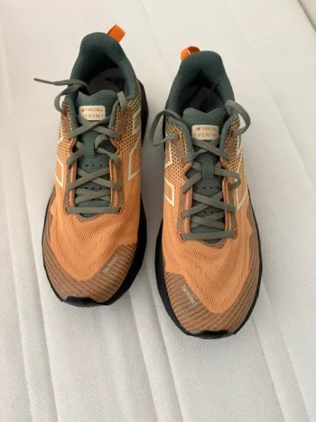 Tweedehands New Balance Trailrunning Schuhe Herren Running Shoes