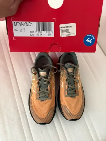 Tweedehands New Balance Trailrunning Schuhe Herren bike — afbeelding 5 van 5