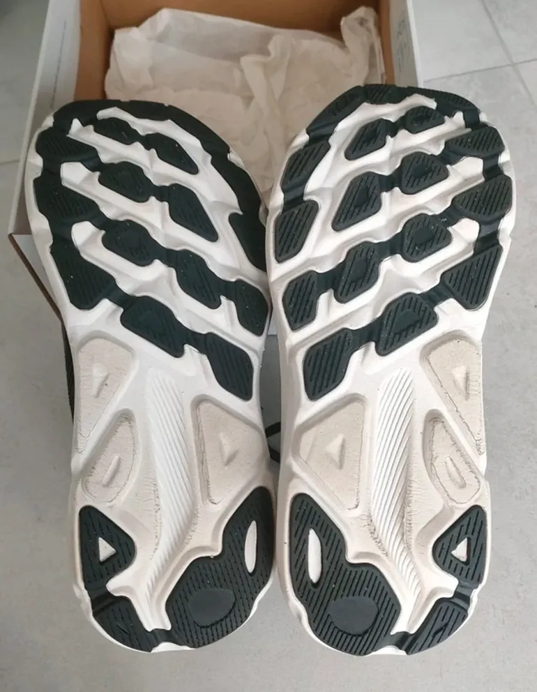 Used Hoka unisex running shoes size 40 bike — image 2 of 2